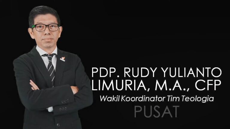Pdp Rudi Julianto Limuria, MA, CFP dalam perkenalan dan pengurapan Tim Teologi pada 06 April 2019 di SICC
