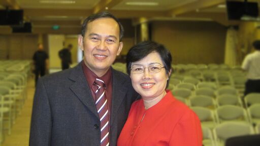 Pdm Hendrawan Rusli dan Ibu Fenny Liong di Graha Amal Kasih pada tanggal 26 Desember 2010