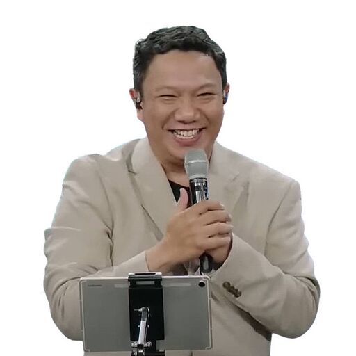 James Farlow Mendrofa-20241117-1x1.jpg