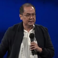 Berkas:Himawan Hadirahardja-20260520-1x1.jpg
