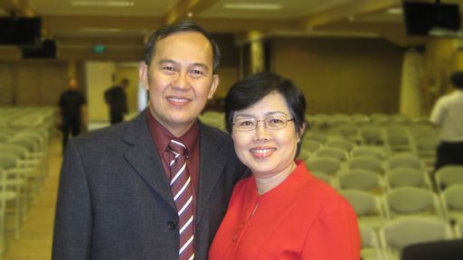 Pdm Hendrawan Rusli dan Ibu Fenny Liong di Graha Amal Kasih pada tanggal 26 Desember 2010