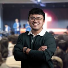 Berkas:Daniel Chavin (CK8) 1x1.jpg